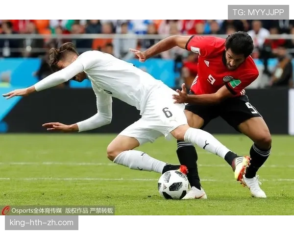 恩佐如何通过出球效率在强强对话中主导中场并压制对手防线