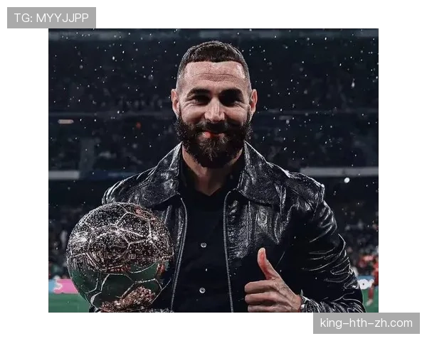 本泽马在安切洛蒂战术体系中的进攻核心作用与价值解析