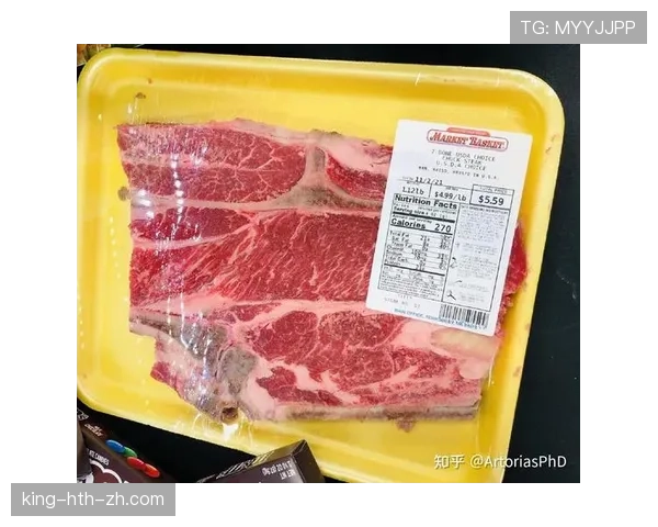 阿尔瓦雷斯训练完直接去超市抢打折牛排，这反差谁懂啊